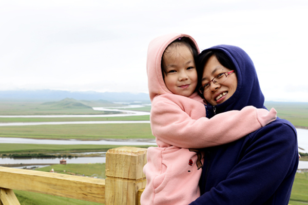 Haimo Staff Travel  The Warm Time of Employee and Her daughter