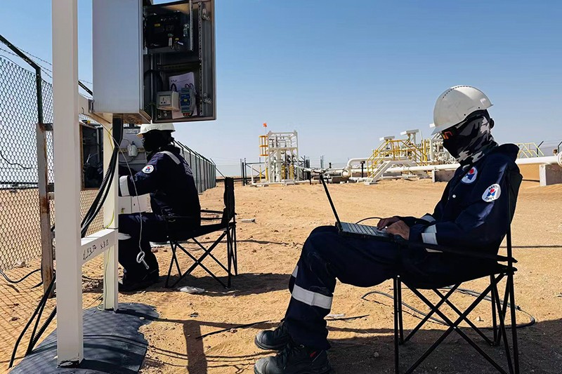 Digital Oilfield Products &mdash; Commissioning and Services